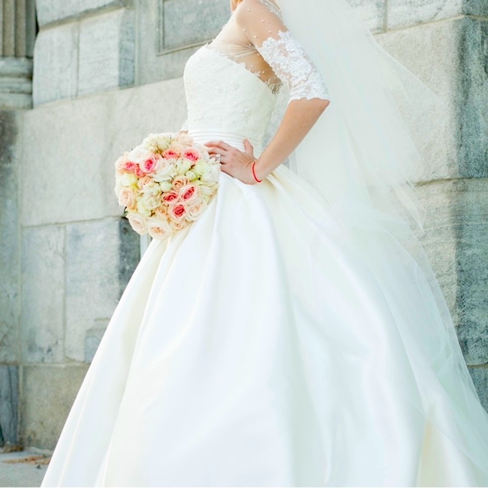 Wedding dress
